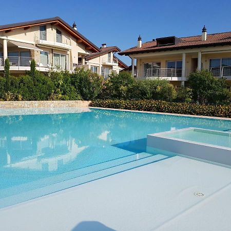 De Luxe Apartments Eden Sirmione Eksteriør bilde