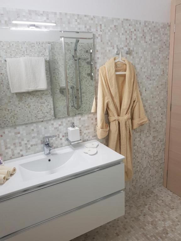 De Luxe Apartments Eden Sirmione Eksteriør bilde