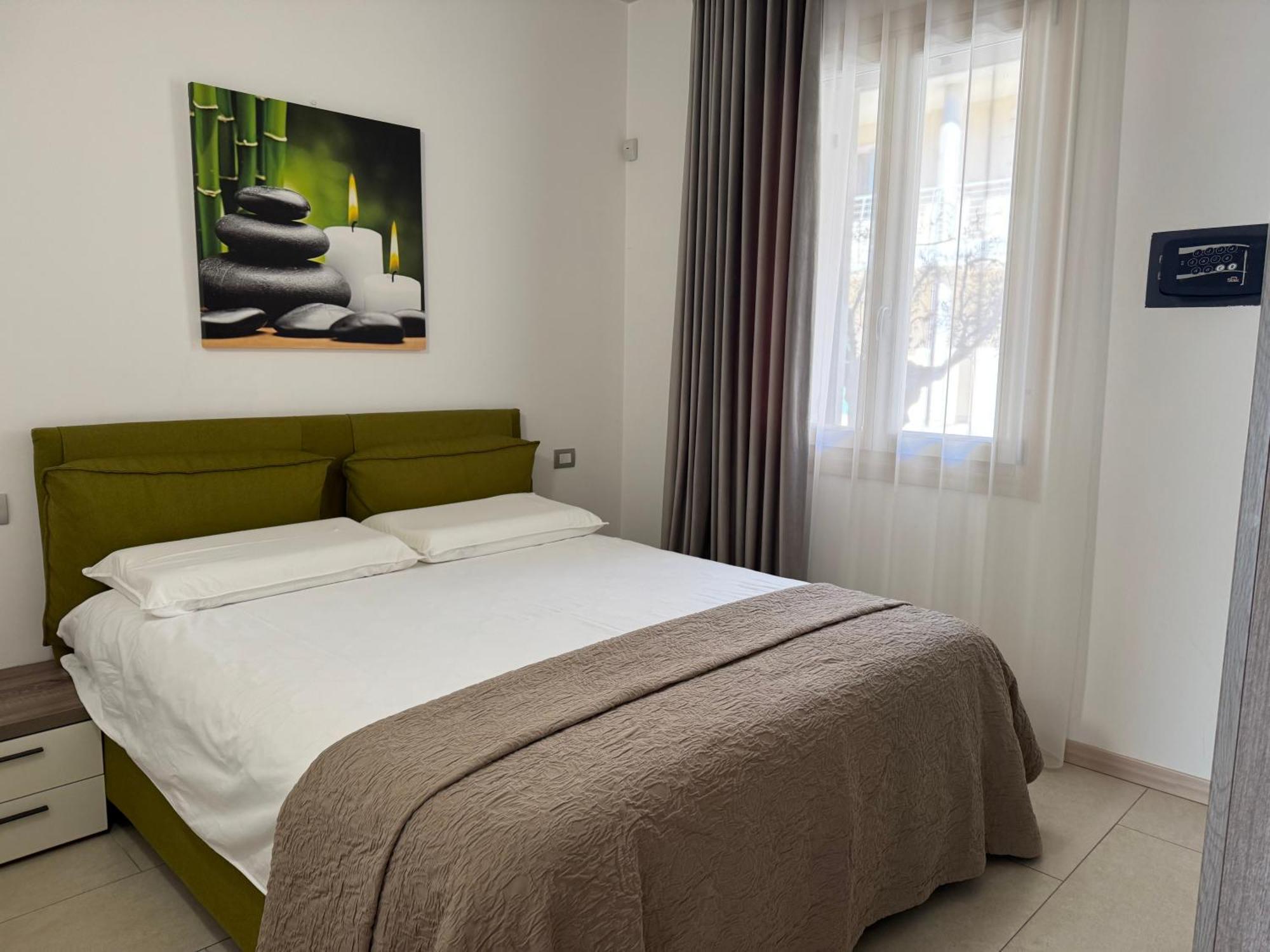 De Luxe Apartments Eden Sirmione Eksteriør bilde