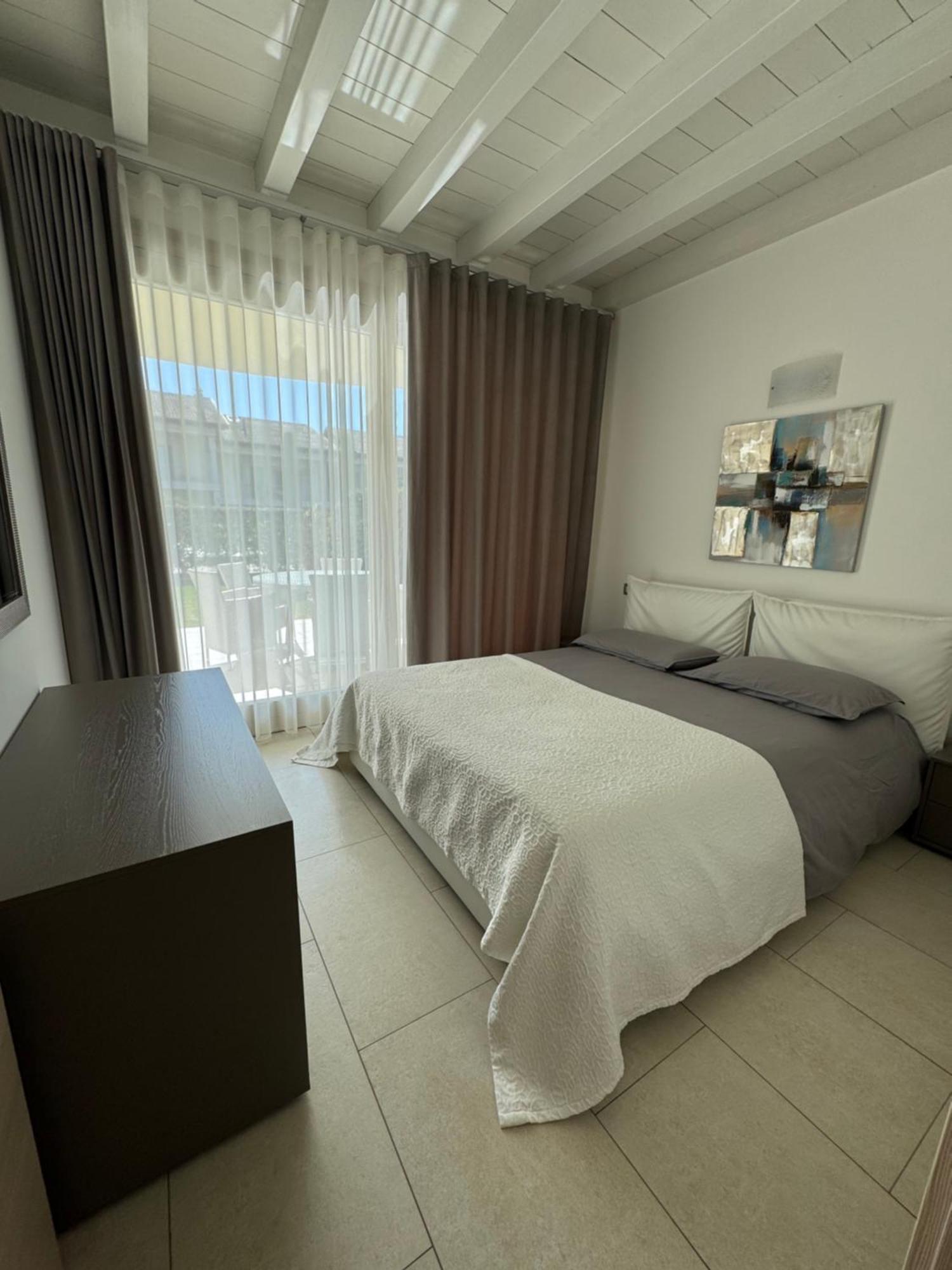 De Luxe Apartments Eden Sirmione Eksteriør bilde